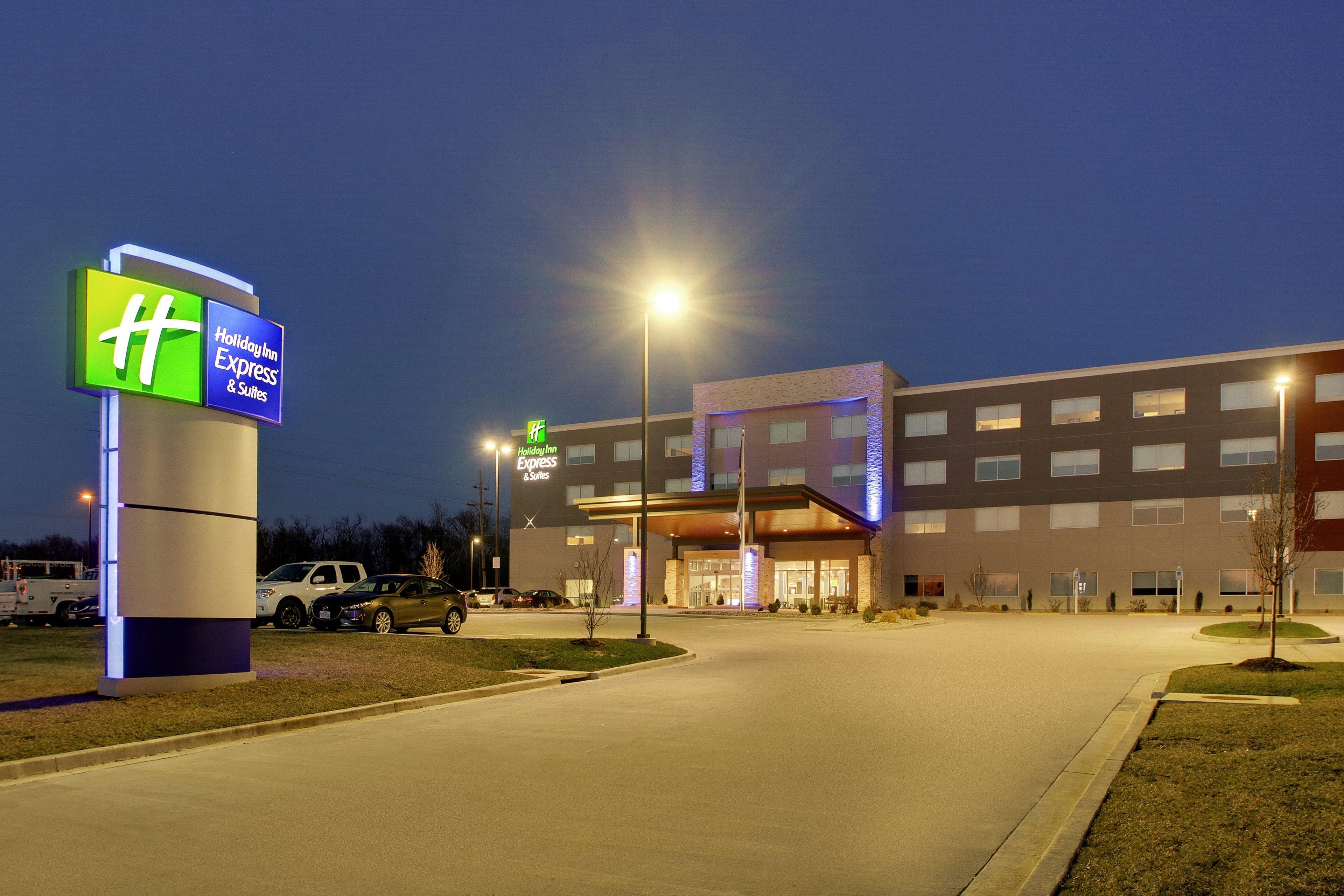 Holiday Inn Express & Suites - Mount Vernon By Ihg Экстерьер фото
